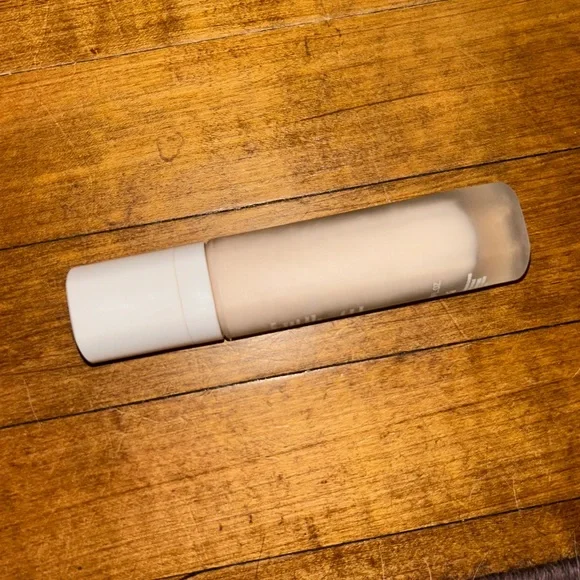 Fenty Beauty Pro Filt’r Soft Matte Longwear Foundation shade 110 NEW - Picture 4 of 7